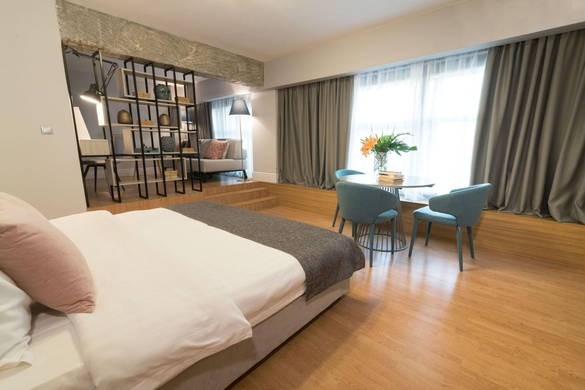 אתונה 47 Luxury Suites מראה חיצוני תמונה
