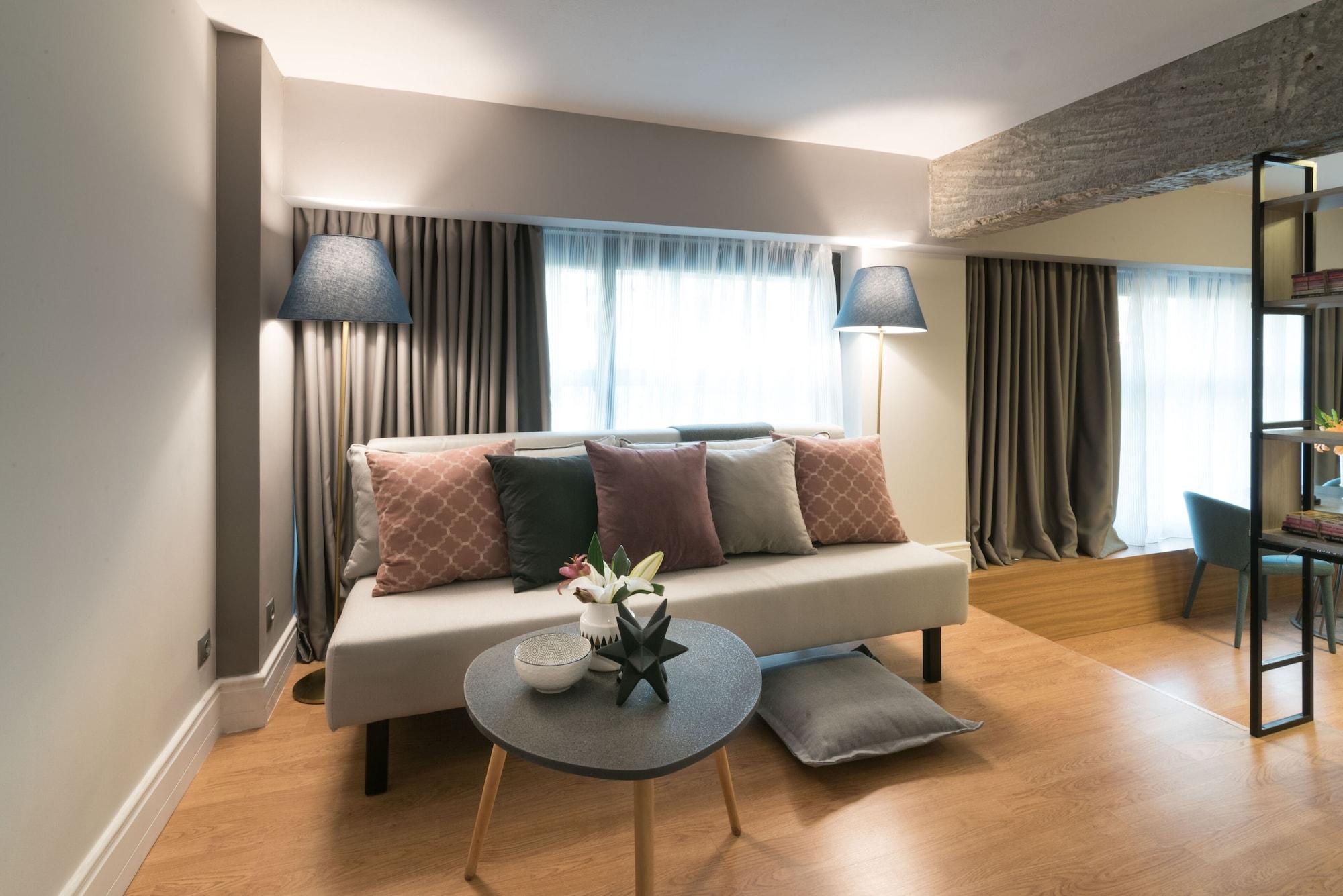 אתונה 47 Luxury Suites מראה חיצוני תמונה